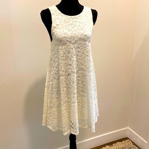 🎉🎉 Ginger G Fully Lined Lace Dress Size M